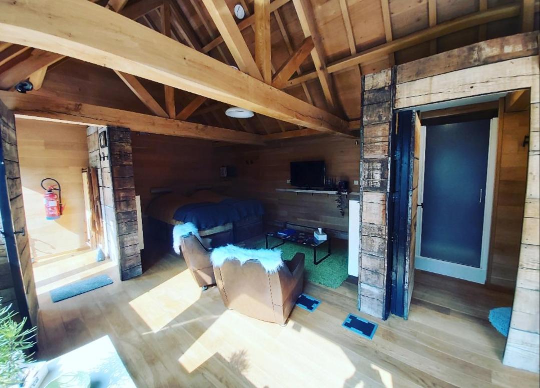 De Linderd Bed & Breakfast Алст Екстериор снимка