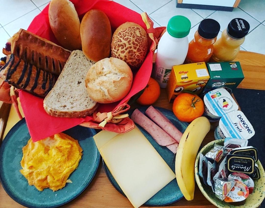 De Linderd Bed & Breakfast Алст Екстериор снимка