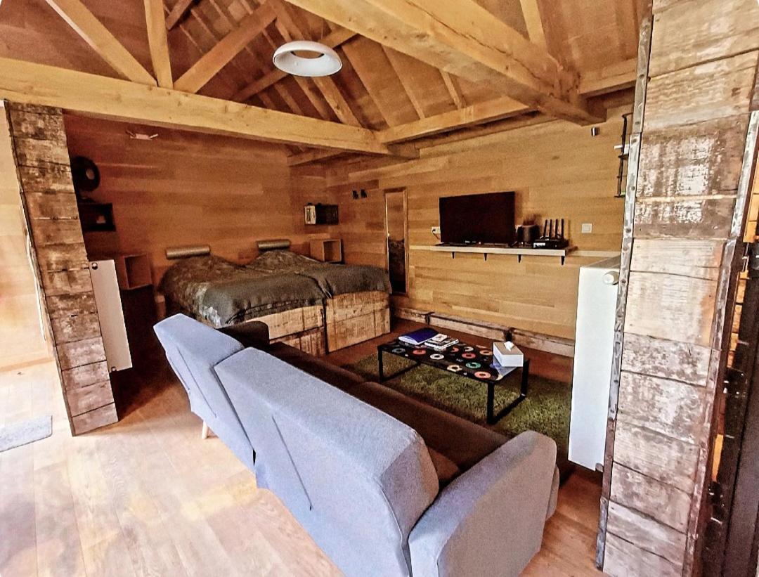 De Linderd Bed & Breakfast Алст Екстериор снимка